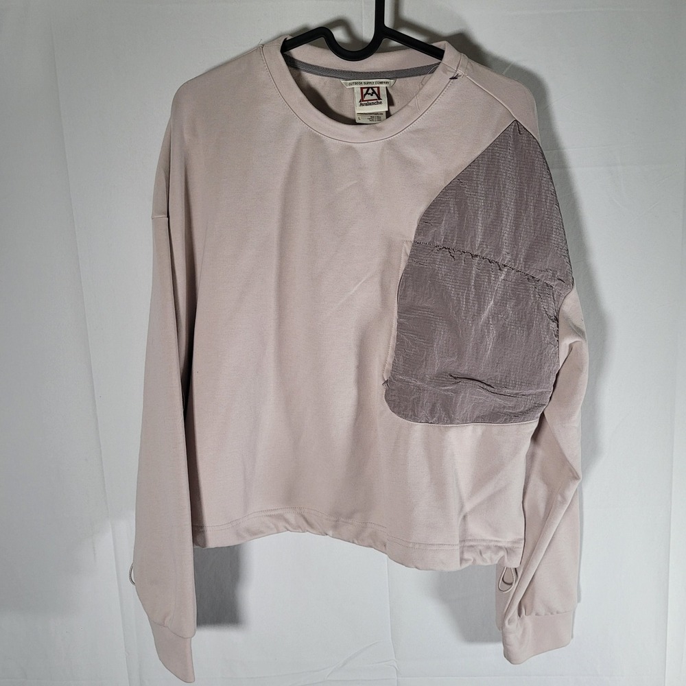 Avalanche Outdoor Supply Company Women's Pullover Crop Top Gray L